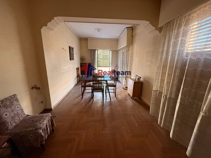 Image No.3-Appartement de 2 chambres à vendre à Grèce