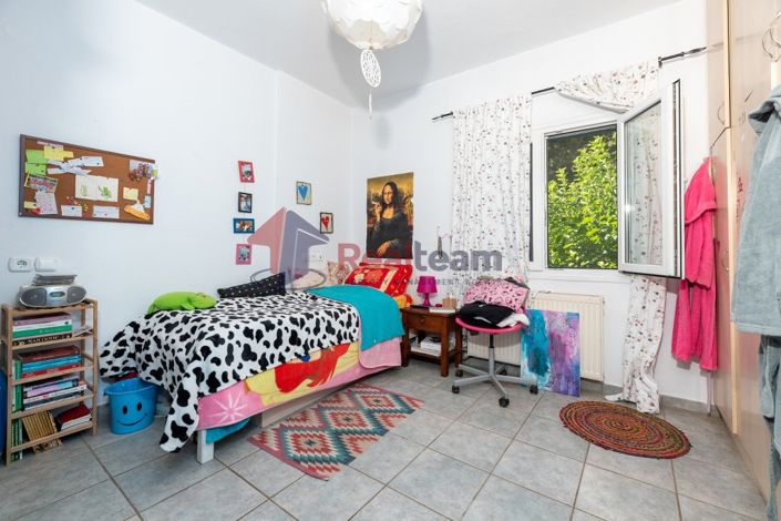 Image No.11-4 Bed Property for sale