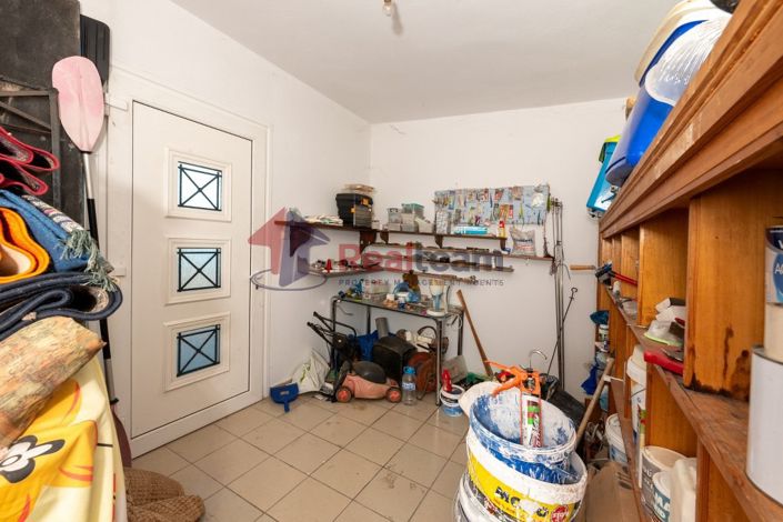 Image No.23-4 Bed Property for sale