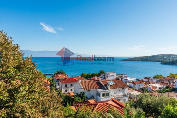 Image No.29-4 Bed Property for sale