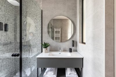 7648f0082c3a4755b5d6db82160c7451