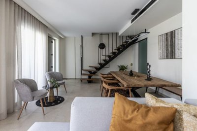 b21263b630d84a6ba1c83912a22a14f0