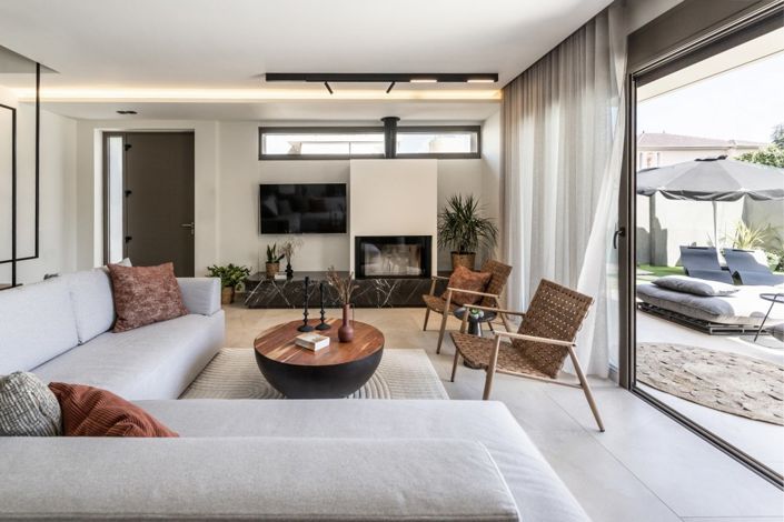 Image No.28-6 Bed Villa for sale