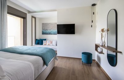 98548b0b2c804993afad03557b214b55