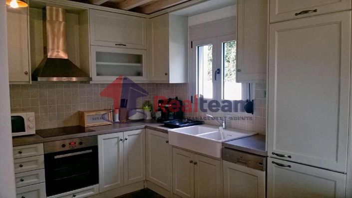 Image No.11-2 Bed Property for sale