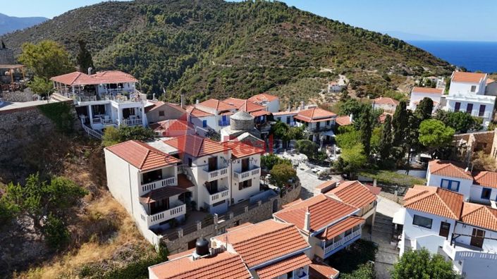 Image No.15-5 Bed Property for sale