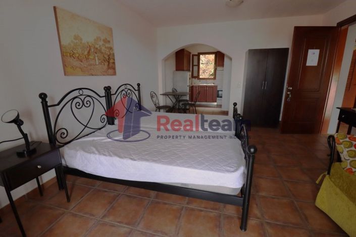 Image No.20-5 Bed Property for sale