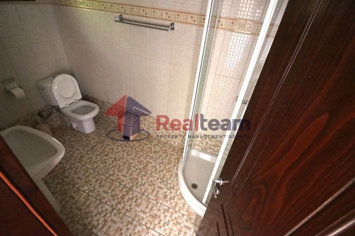 Image No.21-5 Bed Property for sale