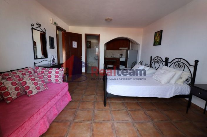 Image No.22-5 Bed Property for sale