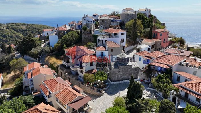 Image No.25-5 Bed Property for sale