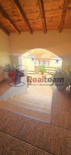 Image No.4-5 Bed Property for sale