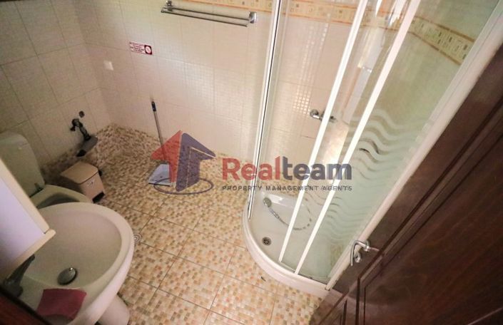 Image No.19-5 Bed Property for sale