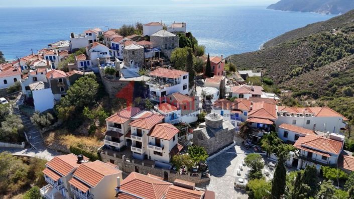 Image No.24-5 Bed Property for sale