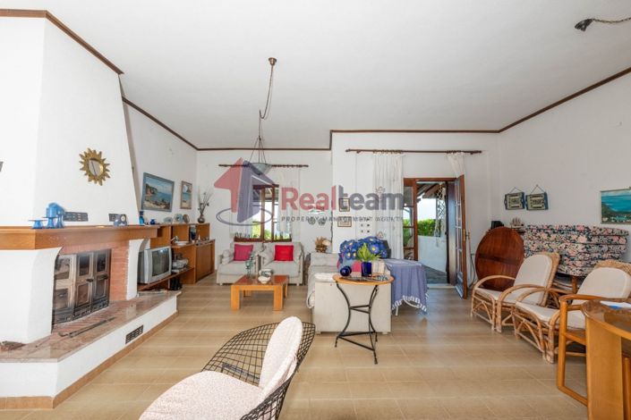 Image No.4-Propriété de 3 chambres à vendre à Pteleos