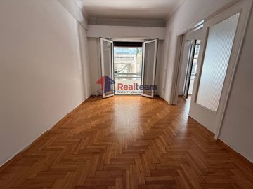 6f43466a1745403395f5075cef7061c1