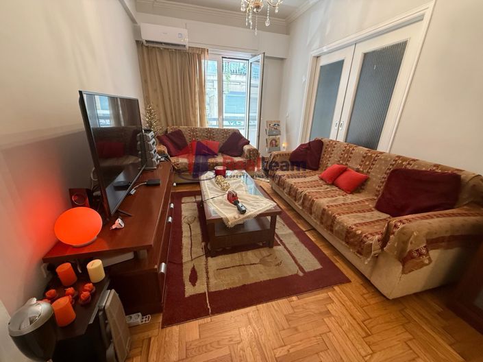 Image No.3-Appartement de 2 chambres à vendre à Grèce