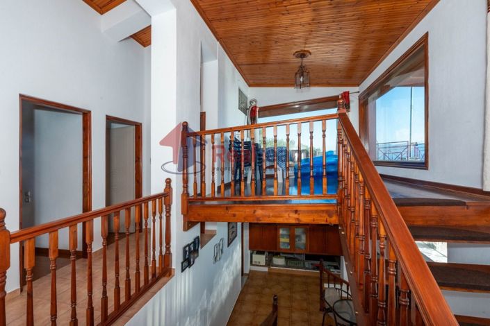 Image No.17-4 Bed Property for sale