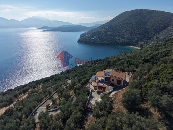 Image No.2-4 Bed Property for sale