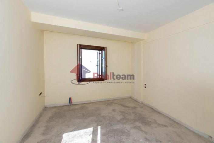 Image No.22-3 Bed Property for sale