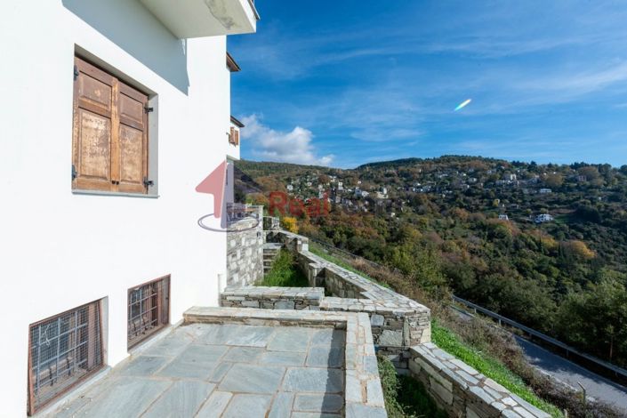 Image No.25-2 Bed Property for sale