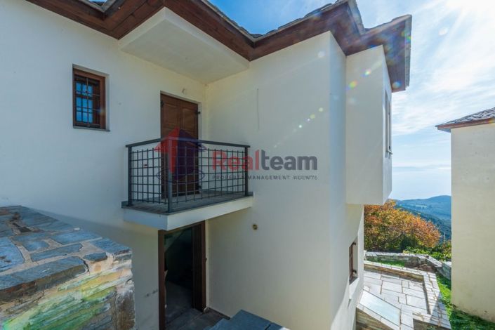 Image No.28-2 Bed Property for sale