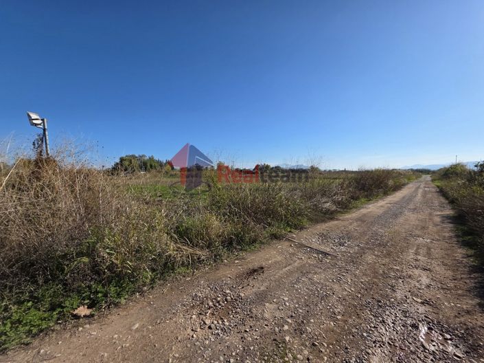 Image No.1-Propriété à vendre à Almiros