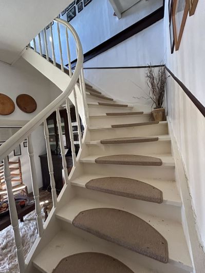 Image No.23-3 Bed Property for sale