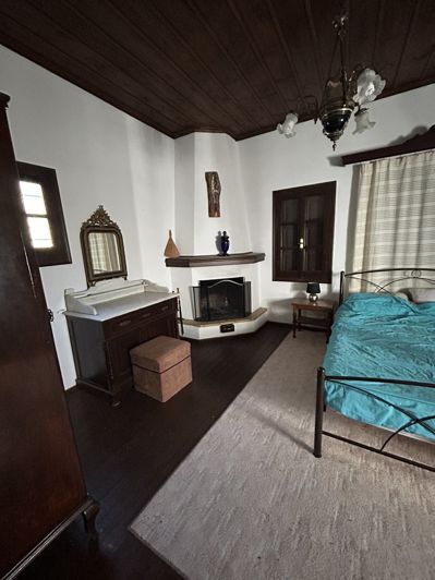 Image No.29-3 Bed Property for sale