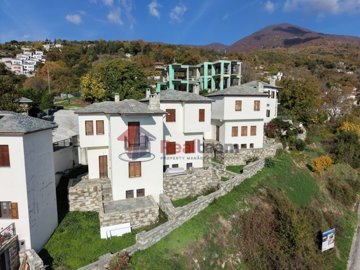 9db01640bca04f8688d2dbae6e07e11c