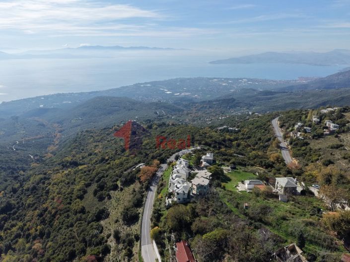 Image No.18-2 Bed Property for sale