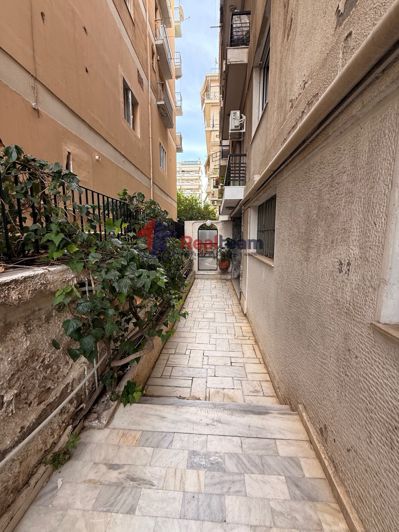 Image No.9-1 Bed Studio for sale