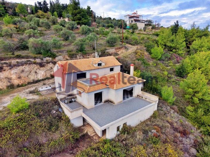 Image No.4-Propriété de 4 chambres à vendre à Alonnisos