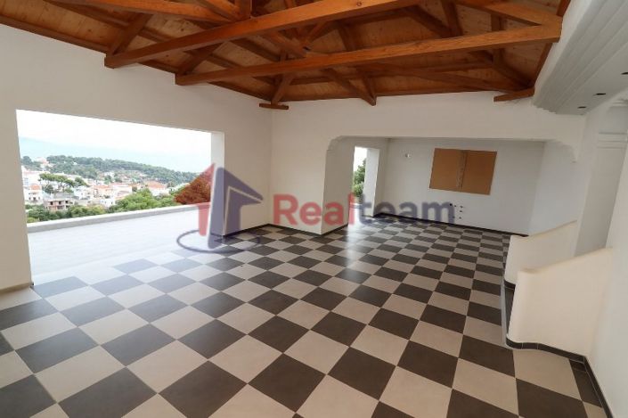 Image No.7-Propriété de 4 chambres à vendre à Alonnisos