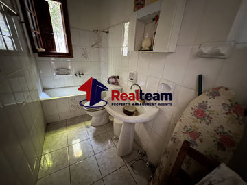 6f694092f1ca49318481a6489b81e0c8