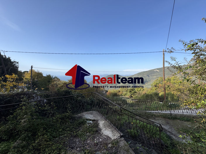 Image No.3-Propriété de 3 chambres à vendre à Artemida