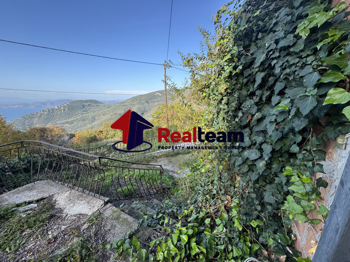 Image No.4-Propriété de 3 chambres à vendre à Artemida