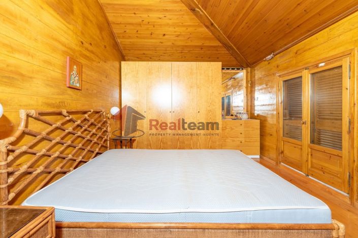 Image No.18-3 Bed Property for sale