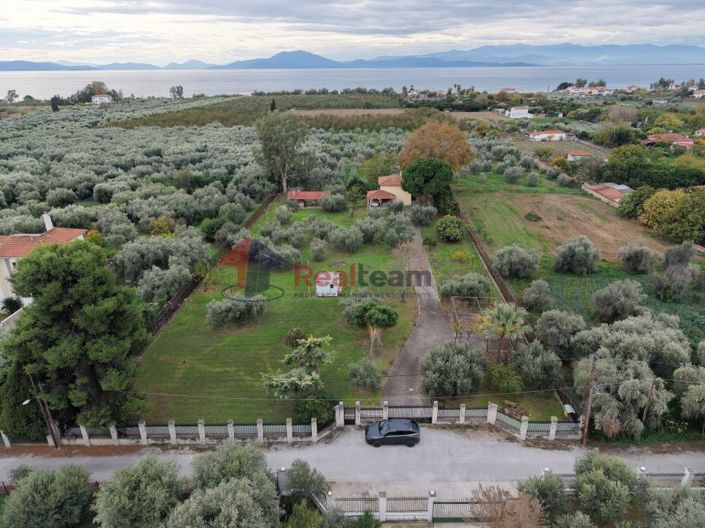 Image No.3-3 Bed Property for sale