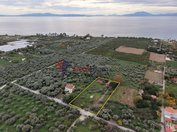 Image No.4-3 Bed Property for sale