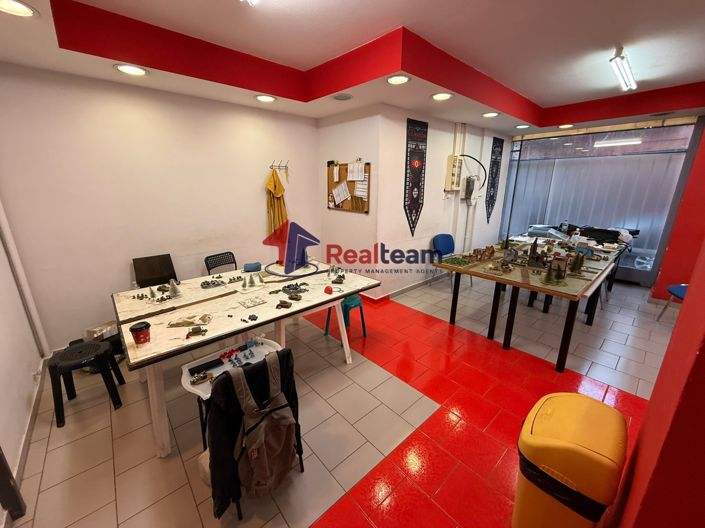 Image No.12-3 Bed Property for sale