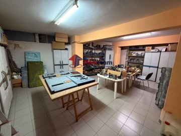 86590bd985b44ea681d4a6448bf63e38