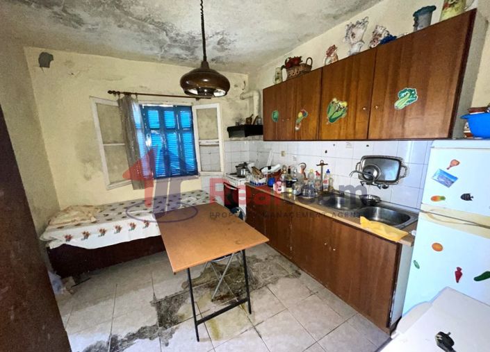 Image No.20-2 Bed Property for sale