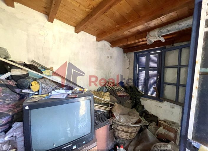 Image No.27-2 Bed Property for sale