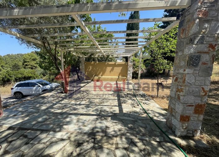 Image No.13-2 Bed Property for sale