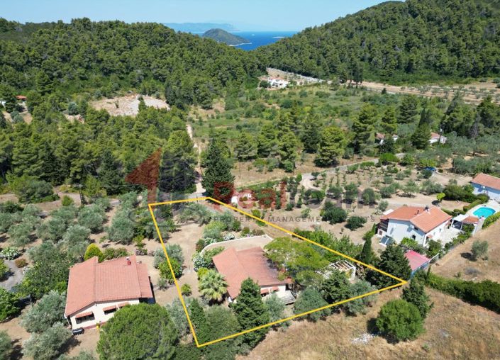 Image No.2-2 Bed Property for sale