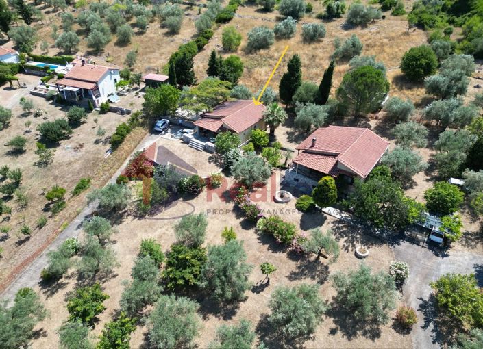 Image No.4-2 Bed Property for sale