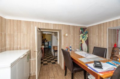 img70318177-7f3c-4a4a-affd-ea49d0237047