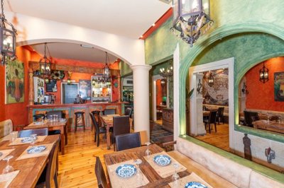 img8fdbc349-49d9-406e-a814-ef7520a1af58