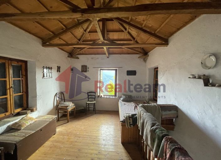 Image No.21-2 Bed Property for sale