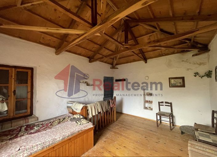 Image No.23-2 Bed Property for sale